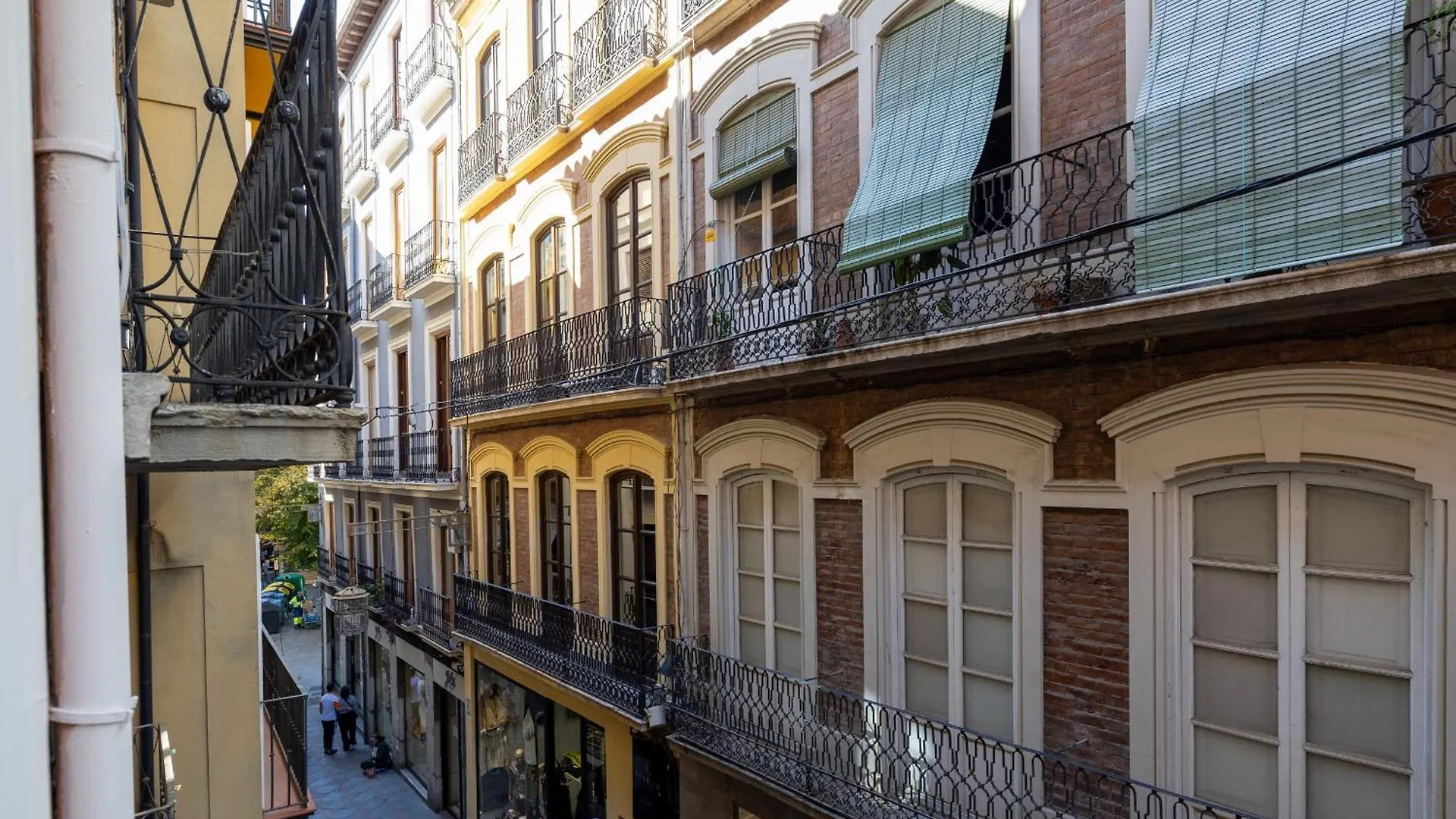 Zacatin Heritage Logde Granada Spain